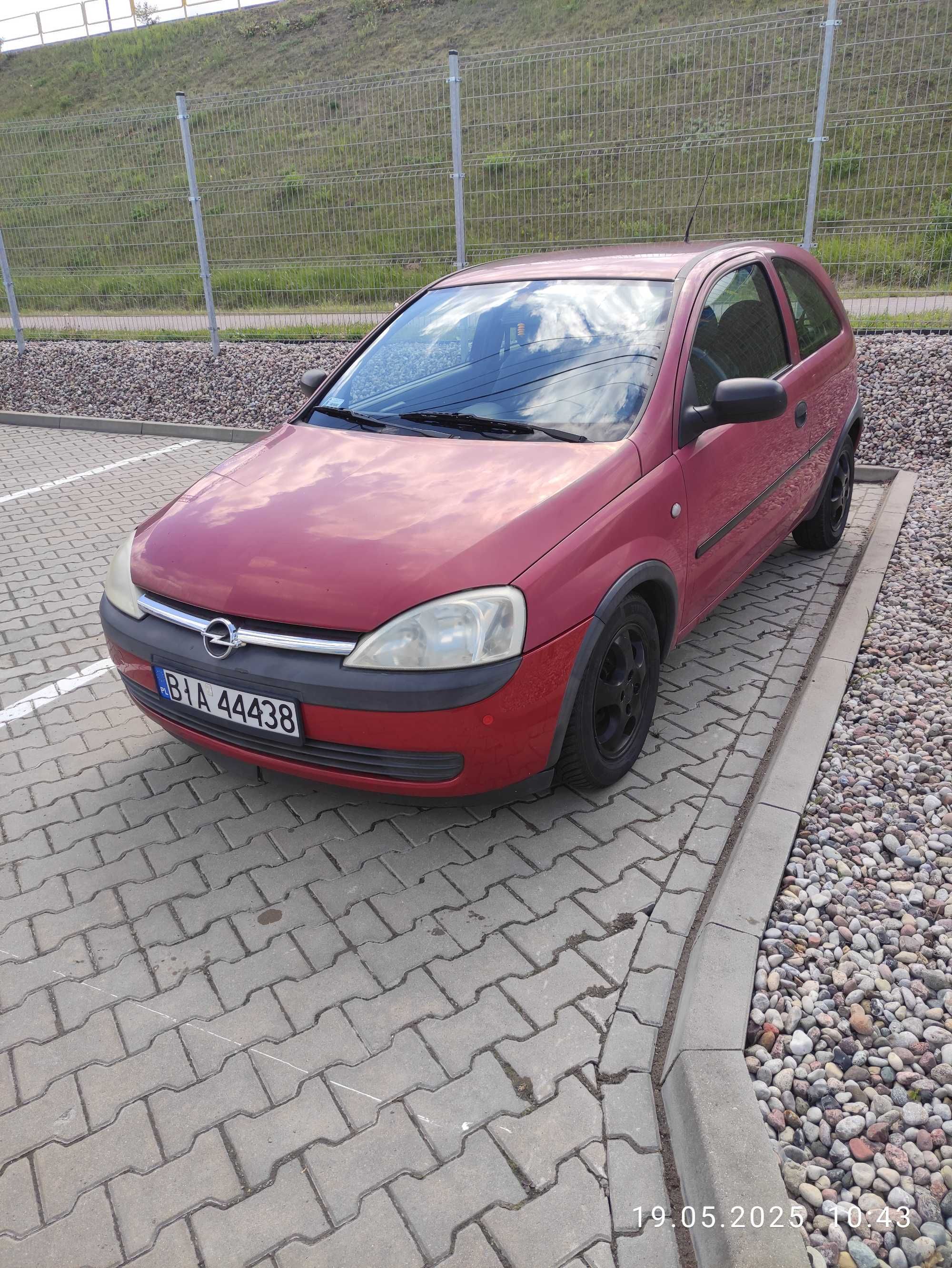 samochód Opel corsa 2002