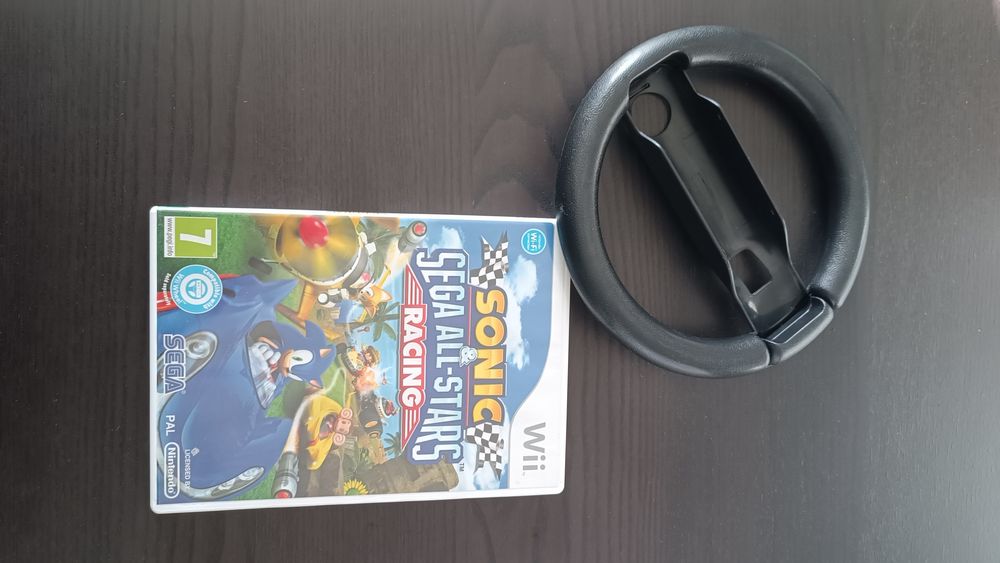 Jogo Wii Sonic Sega All Stars Racing + volante Wii