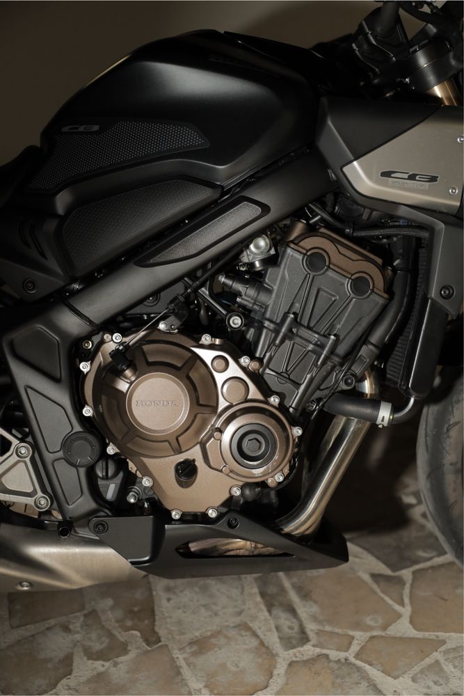 Honda CB650R 35kw livrete (no e-clutch) 2025