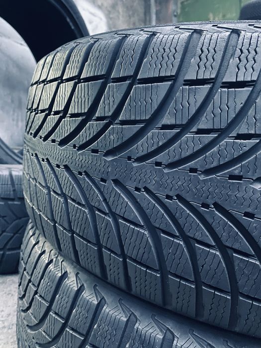 245 45 20 Michelin Latitude 80%