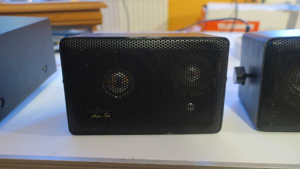 Kolumny głośnikowe Audio Tech - 2 sztuki
