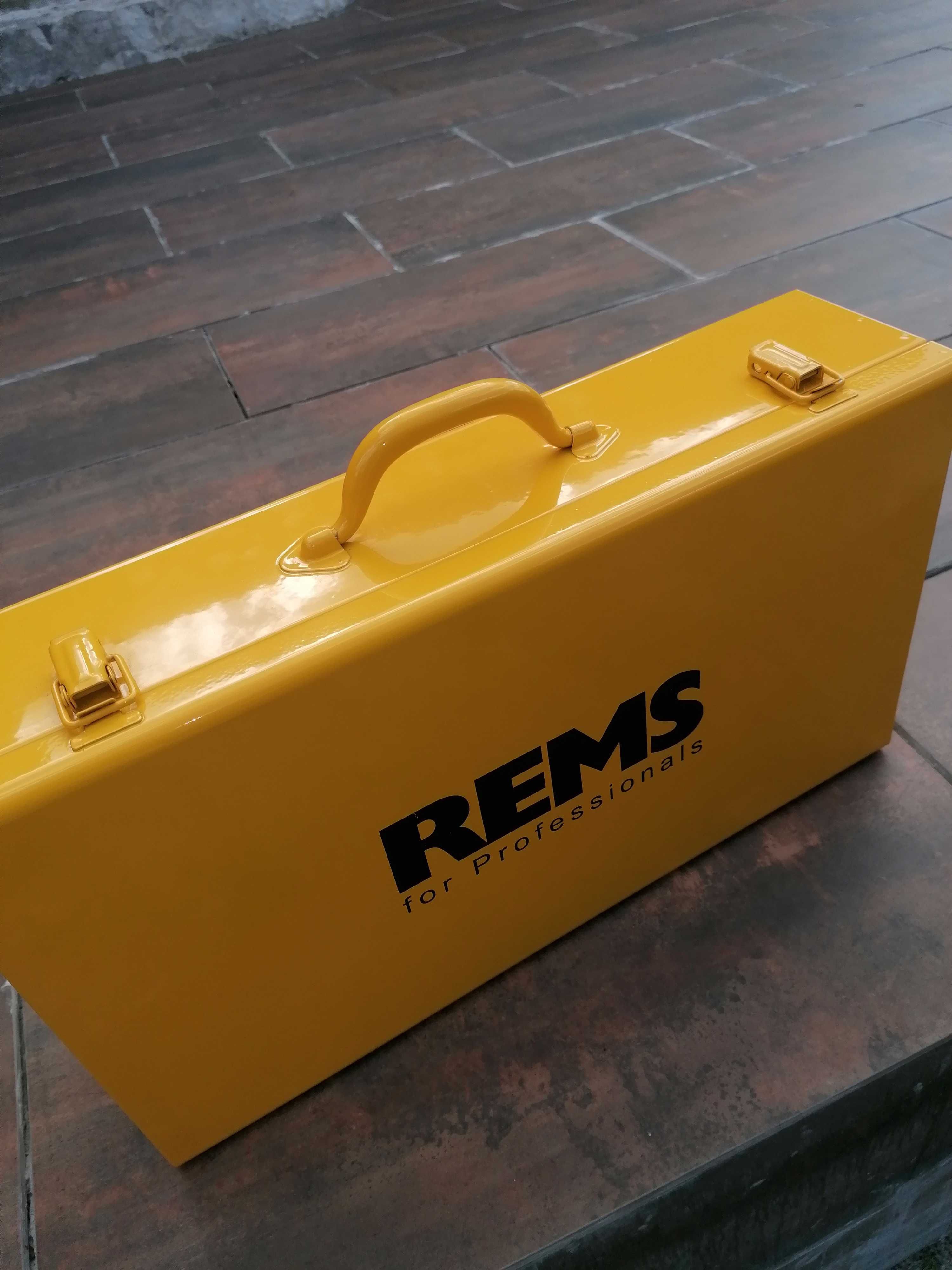 Skrzynka REMS nowa