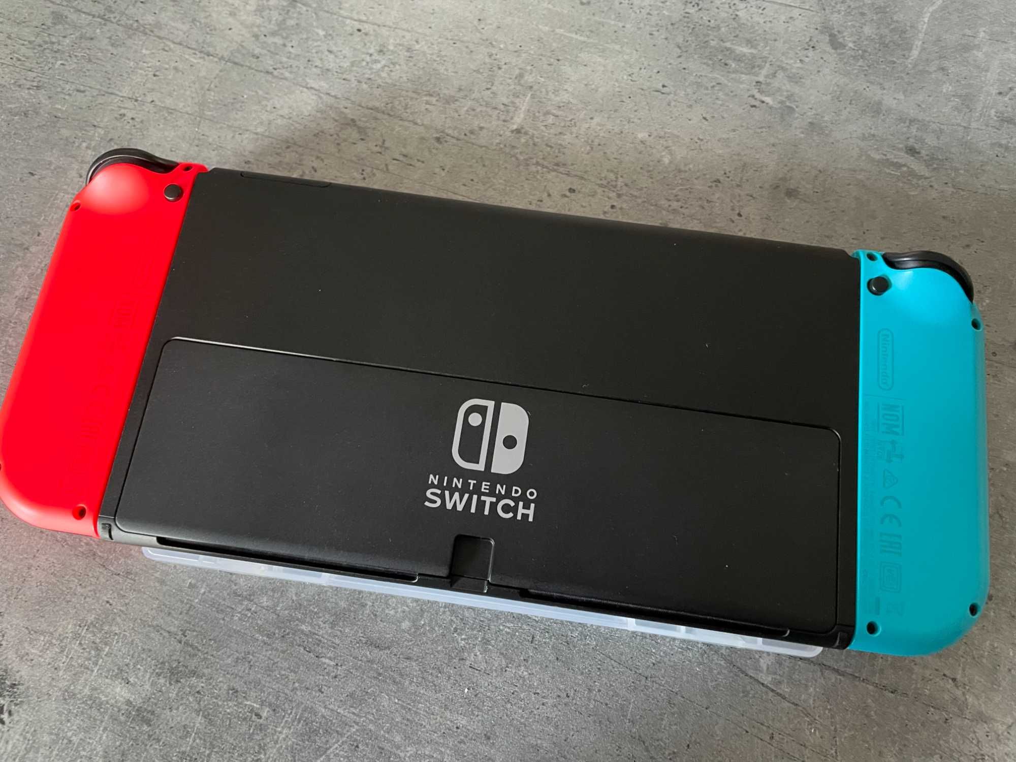 Nintendo Switch OLED + gra Snipperclips +case, etui, szkło mega zestaw