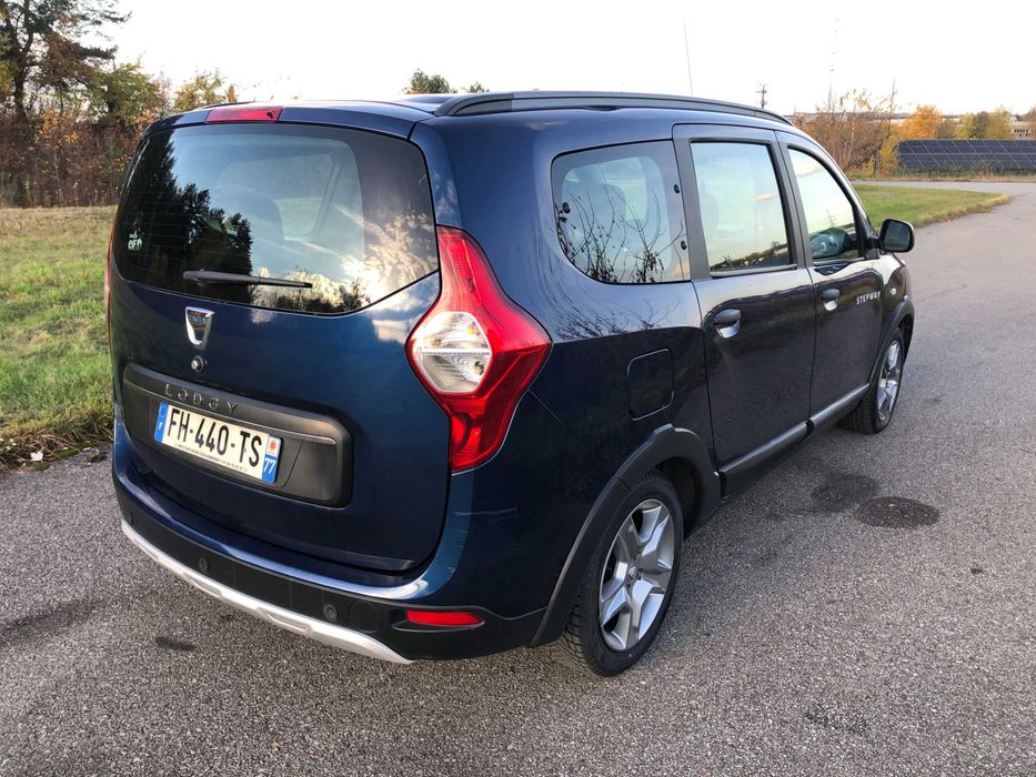 Dacia Lodgy Stepway 1,5 Blue dCi 7 miejscowa