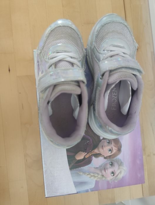 Ténis frozen menina