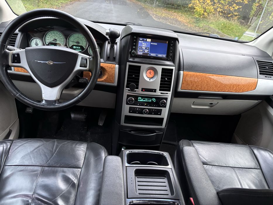 Chrysler Grand Voyager 2.8 CRDI 163km 2008r 7 osób Hak LIMITED