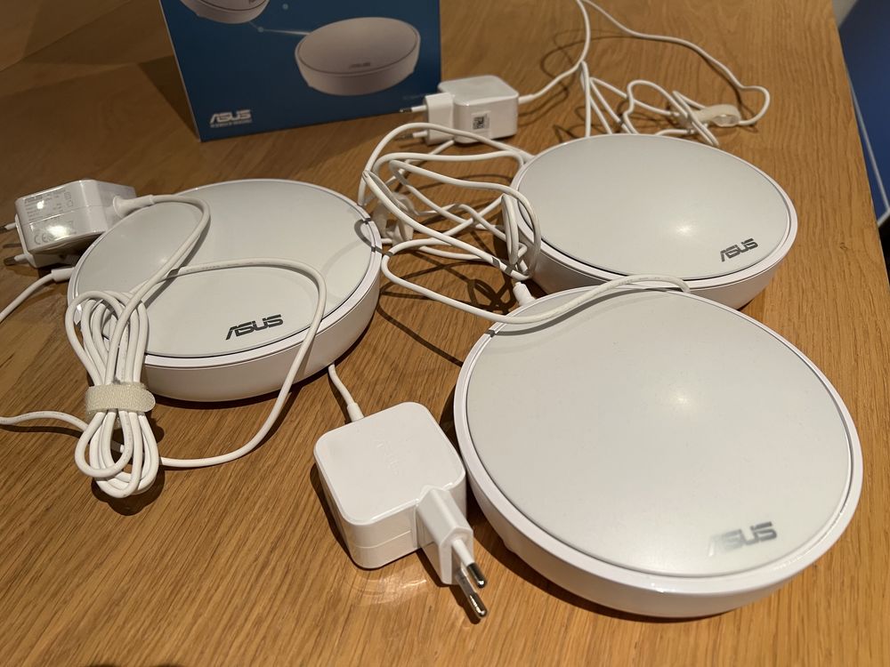 WIFi mesh Router ASUS Lyra (2200Mb/s a/b/g/n/ac) zestaw 3szt. Jak Nowy