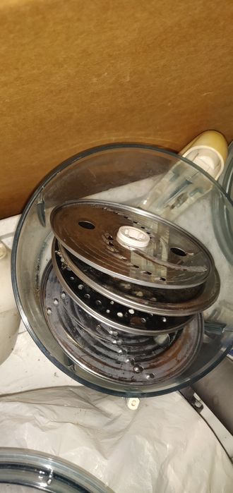 Кухонный комбайн Bosh Styline 900w запчасти