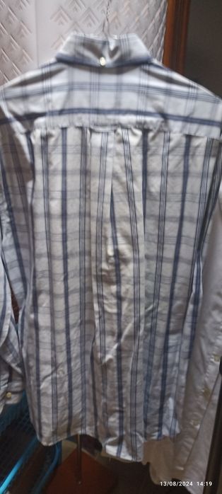 Camisa de manga comprida, risca azul