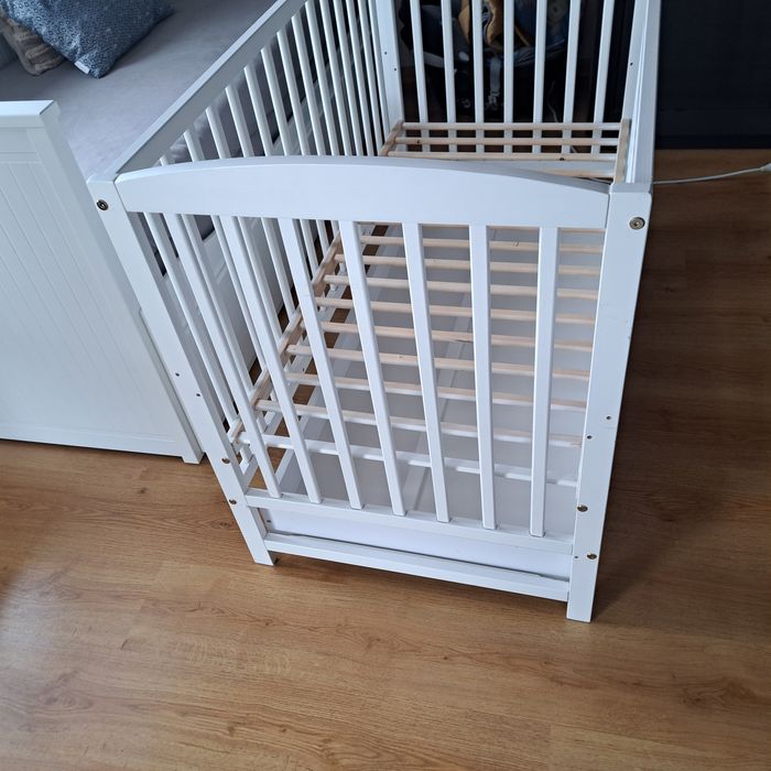 Łóżeczko dziecięce 120x60 białe drewniane