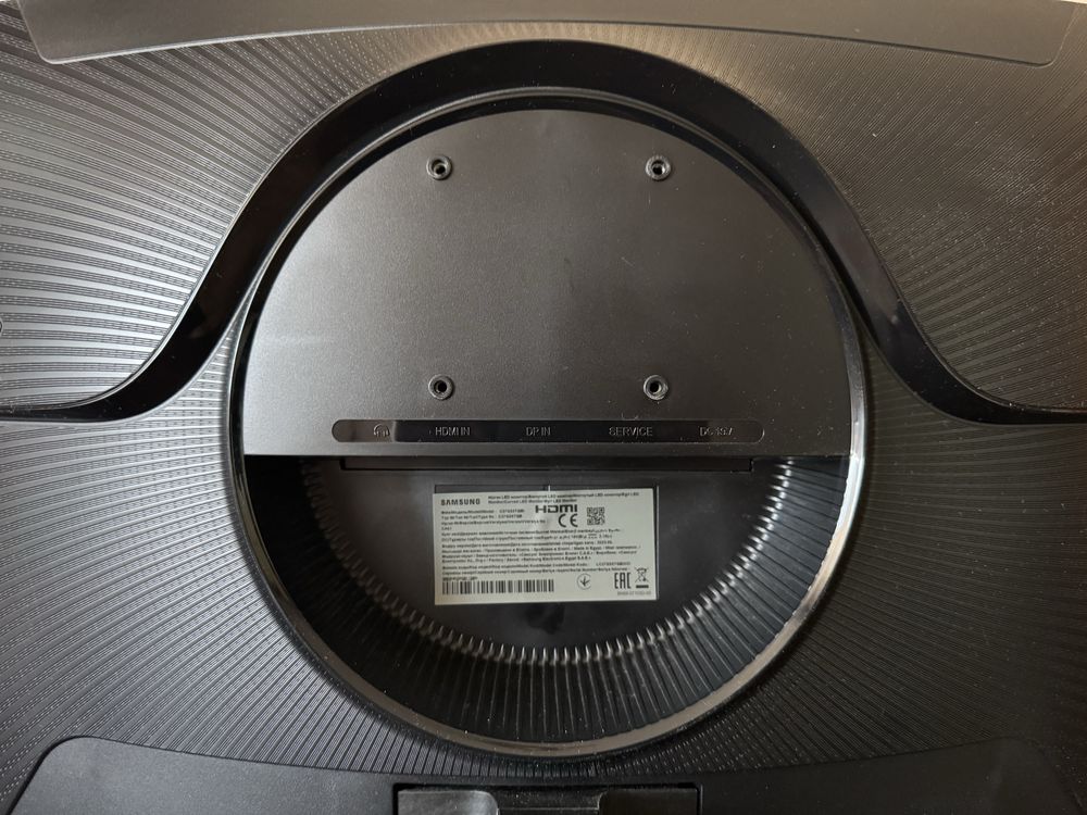 Samsung Odyssey G5 27” 144 Гц