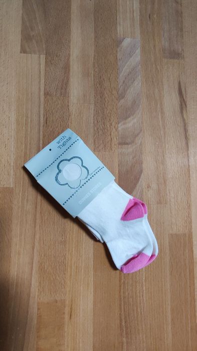 Rajstopy dla dziewczynki w rozm. 3-6 msc