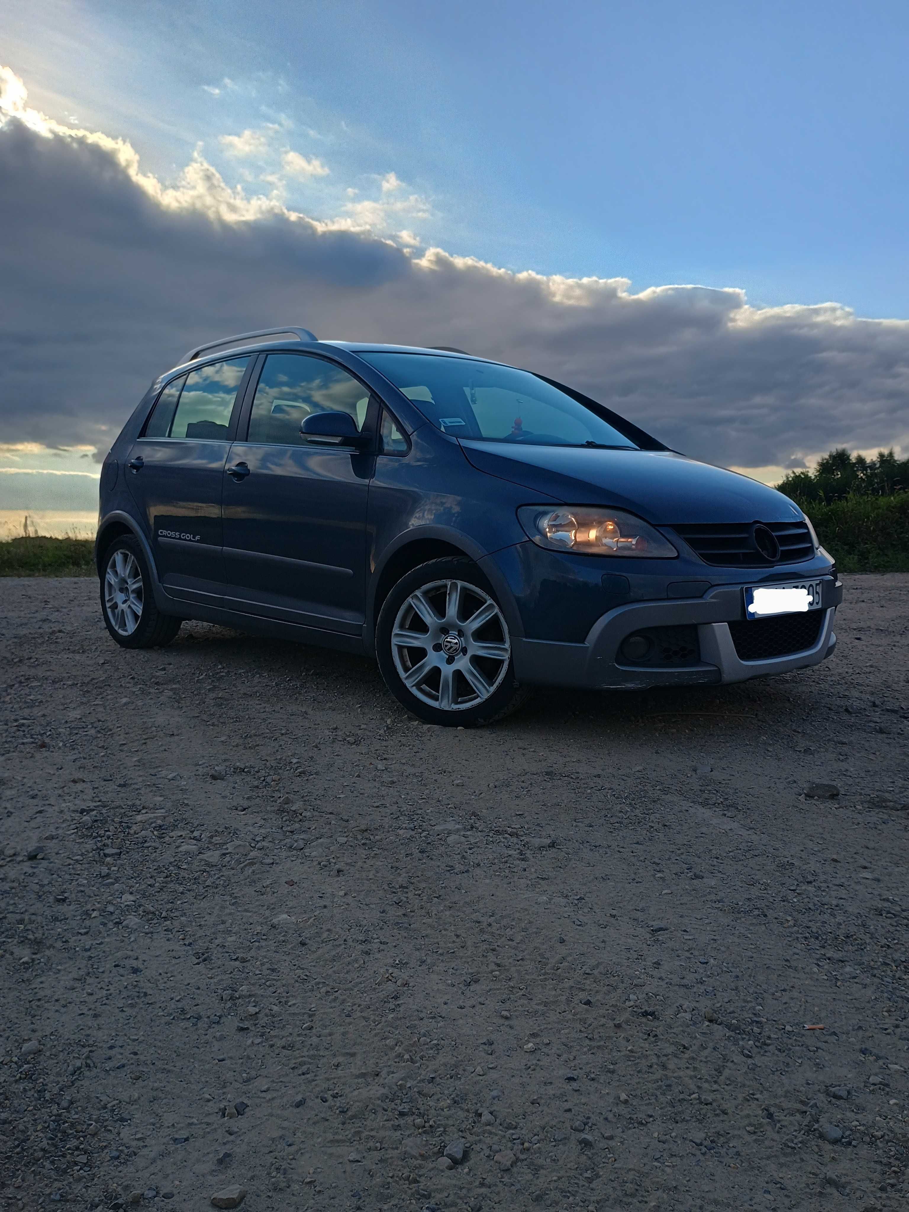 Golf Plus Cross 1.9 TDI Doinwestowany i zadbany*klima*isofix*hak