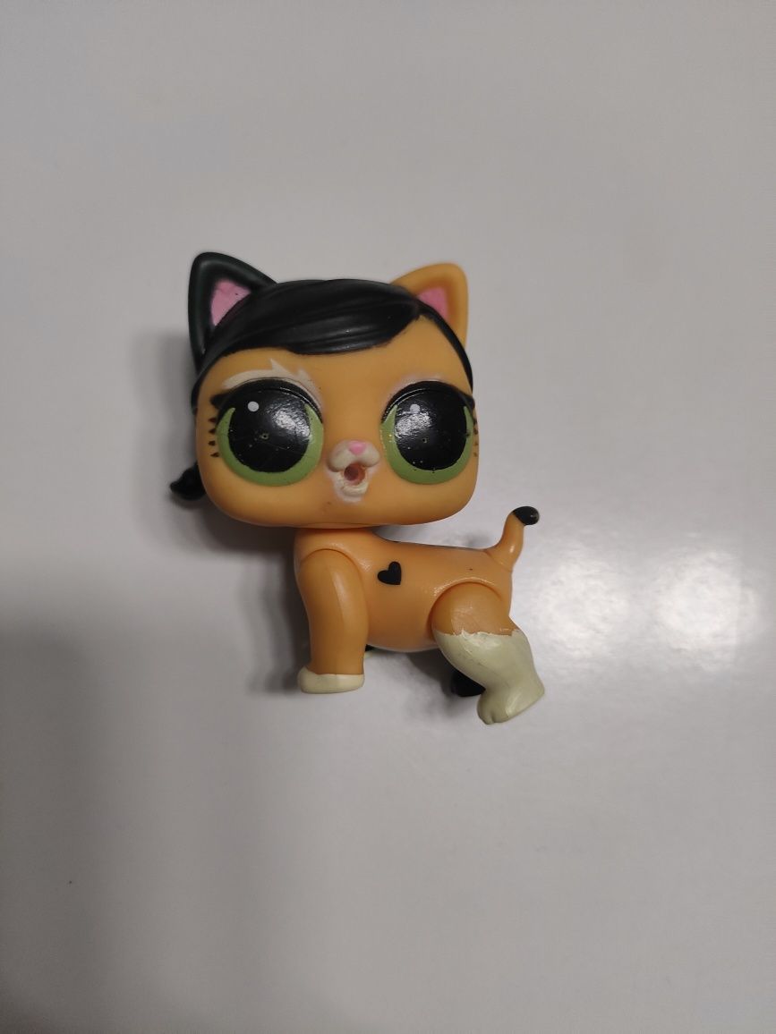 Zwierzątko L.o.l surprise pets fuzzy