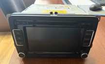 Fabryczne radio VW GOLF 6