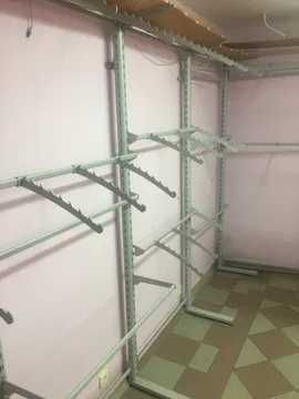 Regał ścienny regulowany półka sklepowa