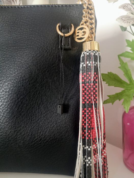 clutch  de mão ou tiracolo