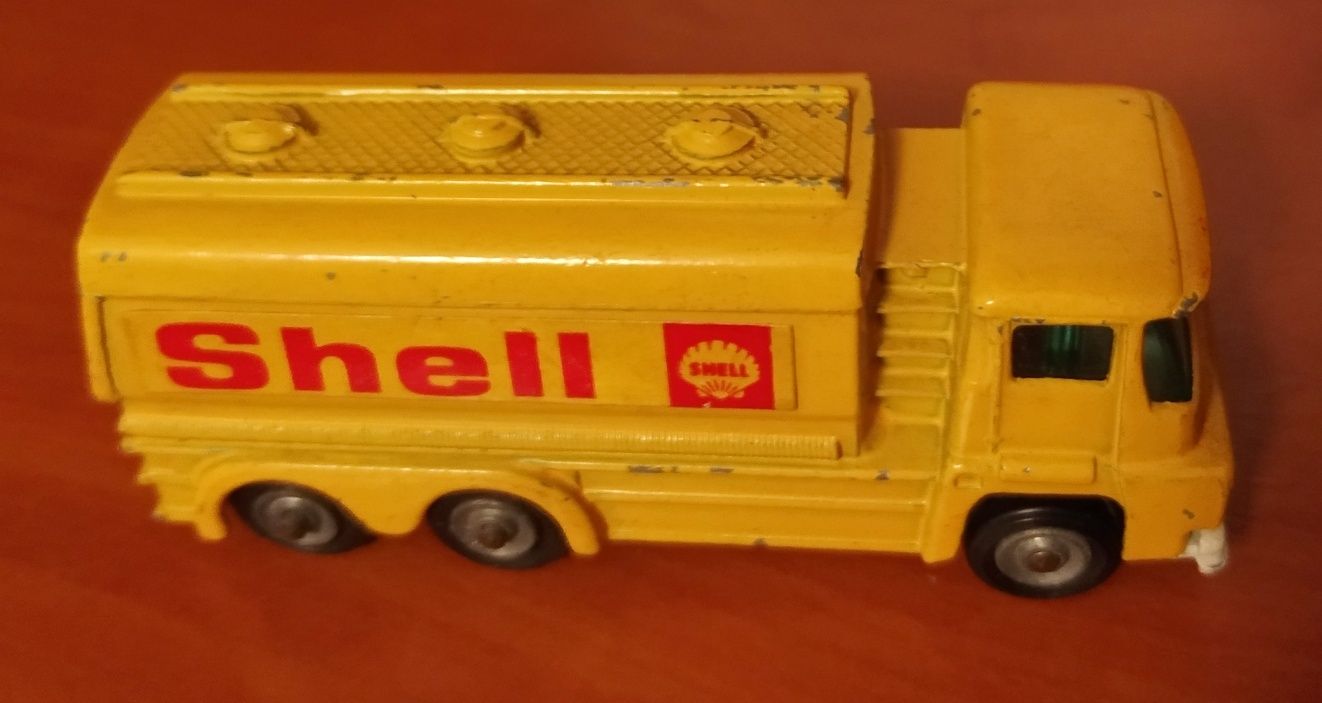 Miniatura antiga - Tanker "Shell" - Corgi Juniors