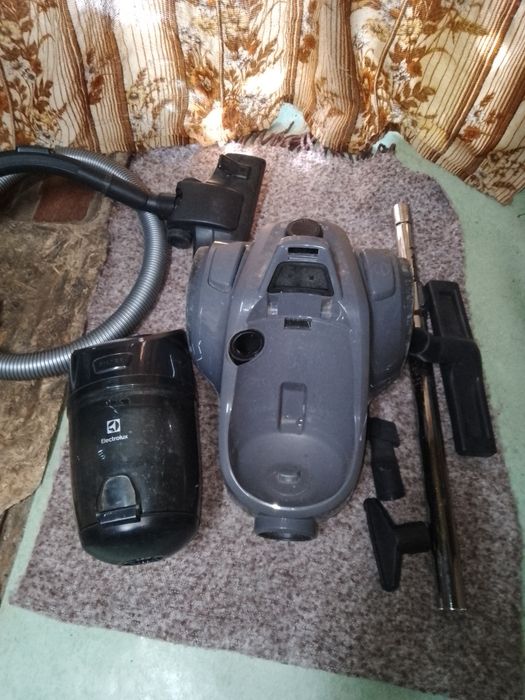 Пилосос Electrolux .