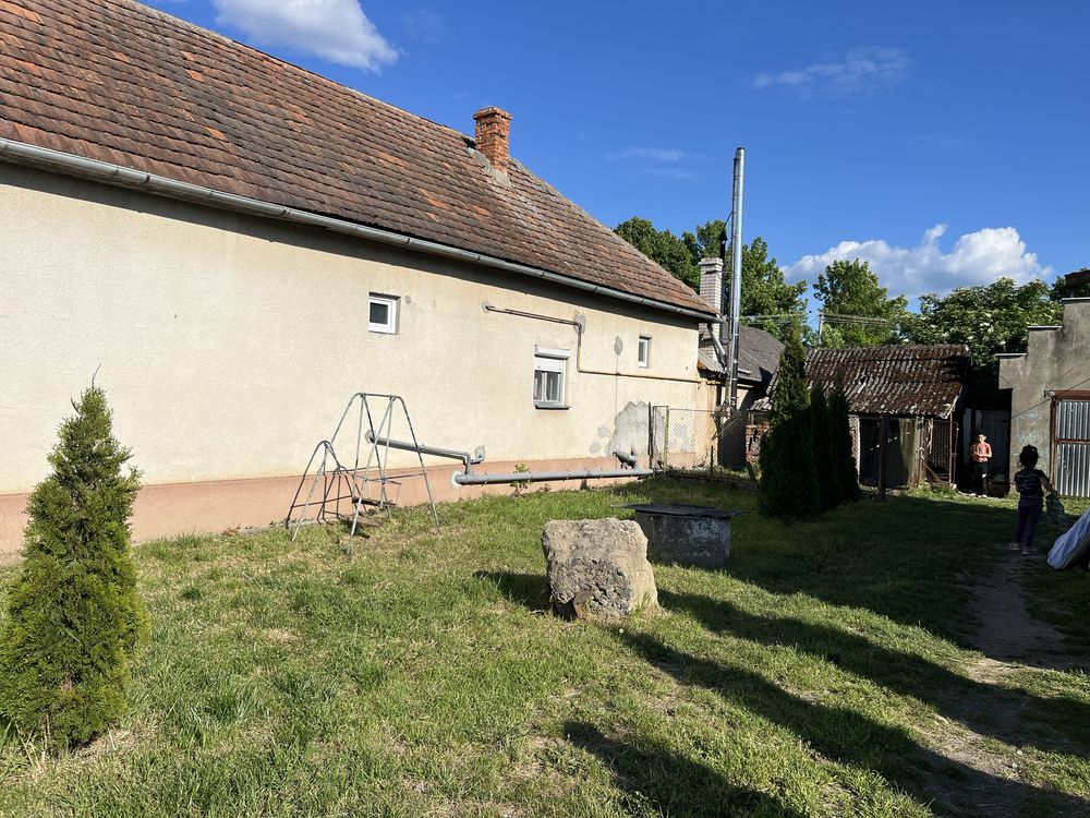 Дім 65 м2 ділянка 12 сот Яноші Шевченка 25 траса Берегово Косино