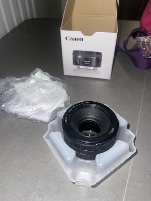 Canon EF 50mm f/1.8 STM