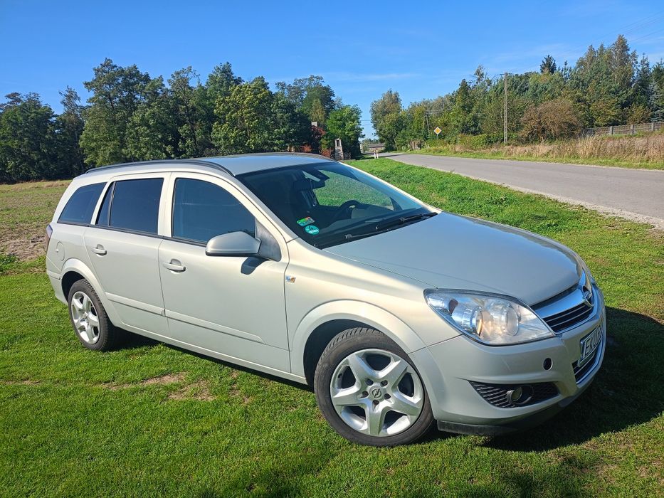 Opel Astra H 1,6 115 koni 2007 r benzyna