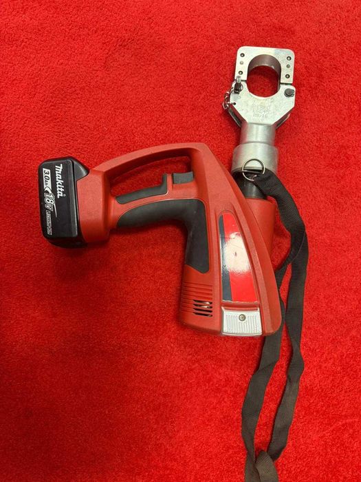 Elektrohydrauliczne nożyce do kabli EGC45