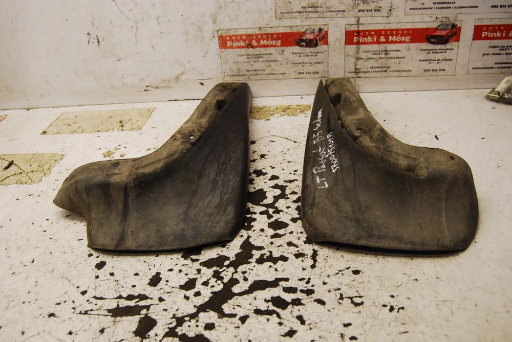 CHLAPACZ CHLAPACZE LEWY TYŁ TYLNY VW PASSAT B5 LIFT SEDAN 3B0075101B