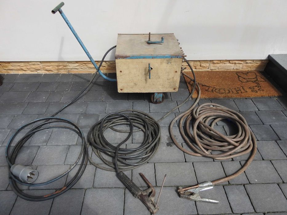 Spawarka transformatorowa z rozruchem i prostownikiem na 230V lub 400V