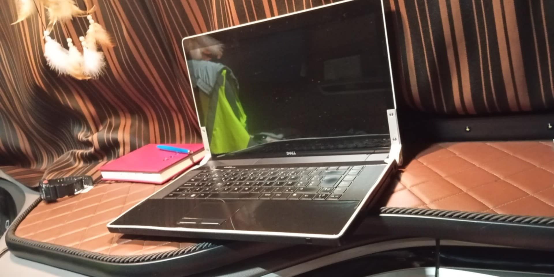 Laptop Dell Studio XPS 1640 Biały