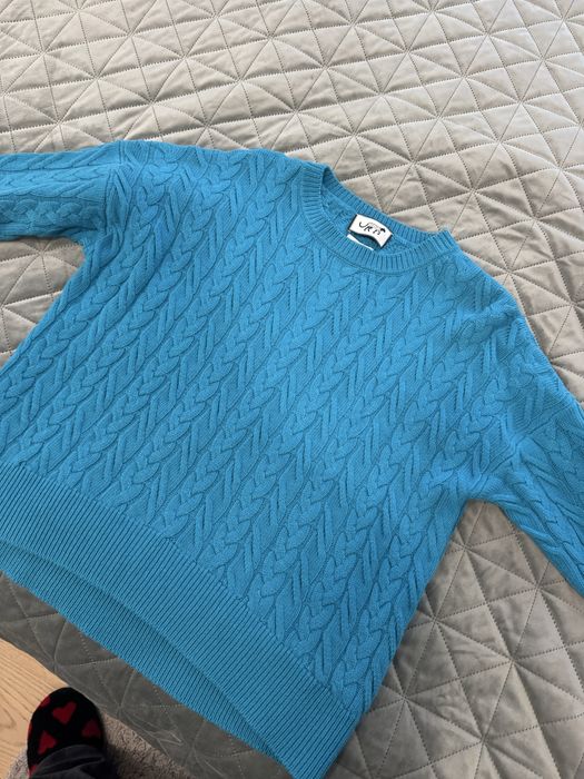 Friends of fashion синій светр