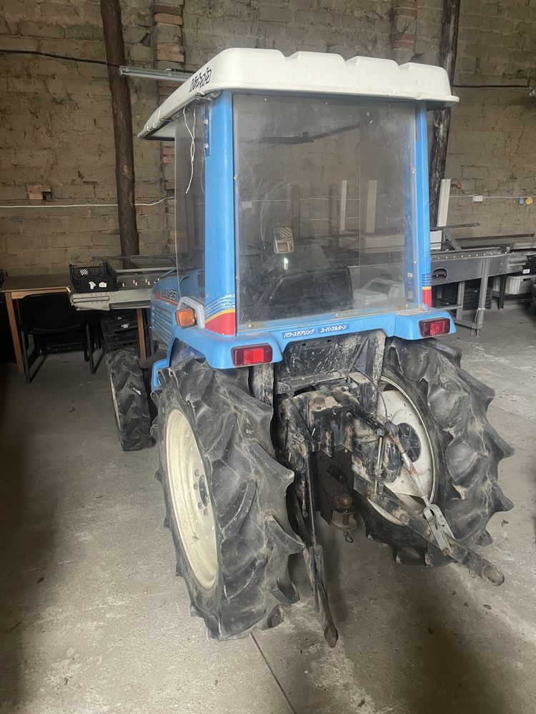Iseki Sial 23 miniciagnik z plugiem do sniegu mini ciagnik traktorek