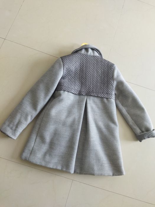 Cudny płaszczyk rozm. 122 jak nowy