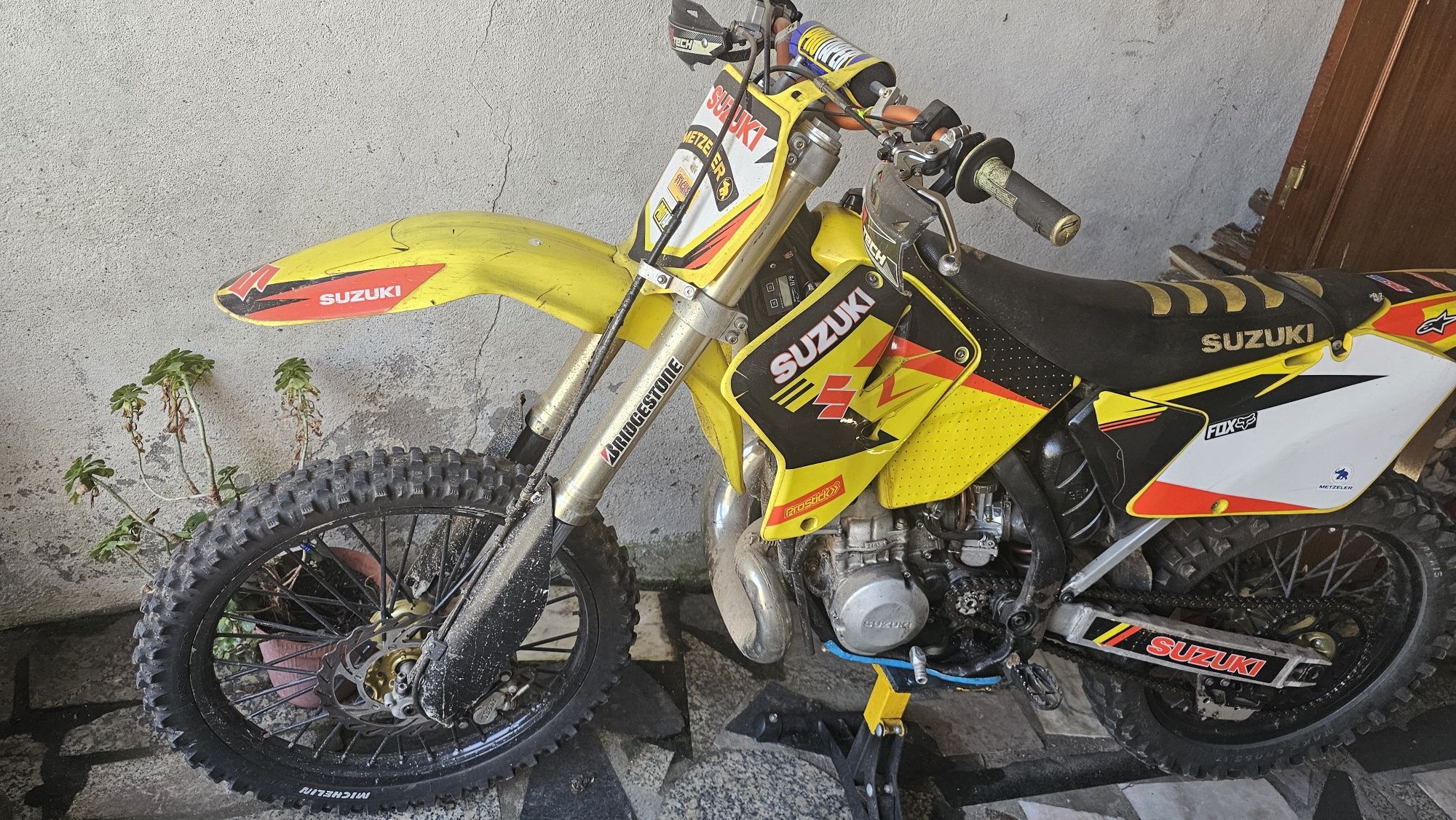Suzuki RM 250cc 2002 NEGOCIÁVEL