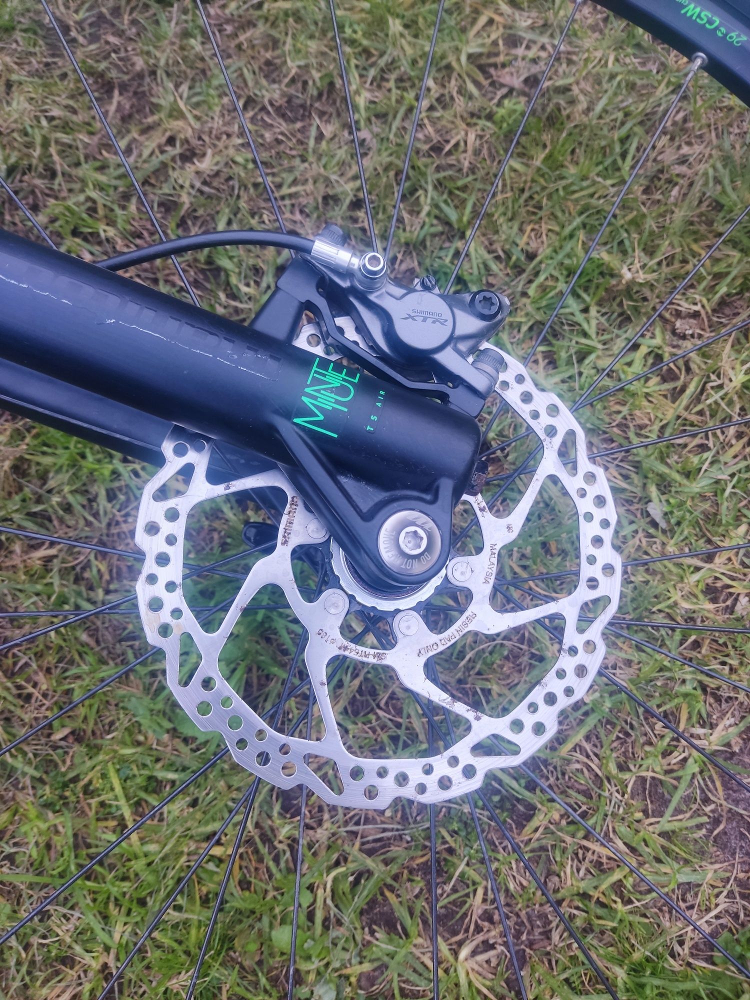 Bicicleta CUBE Carbono 29 L