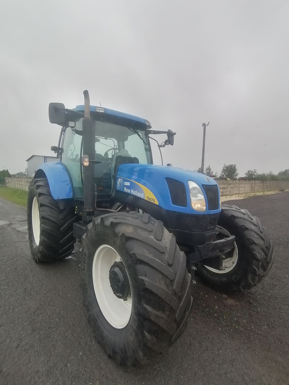 New holland T6070
