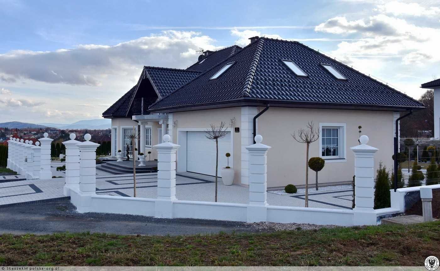 Ogrodzenia Betonowe Dworkowe,Słupy Pałacowe,Słupki Boniowane,Stylowe