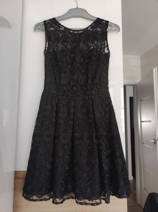 czarna sukienka Miriam