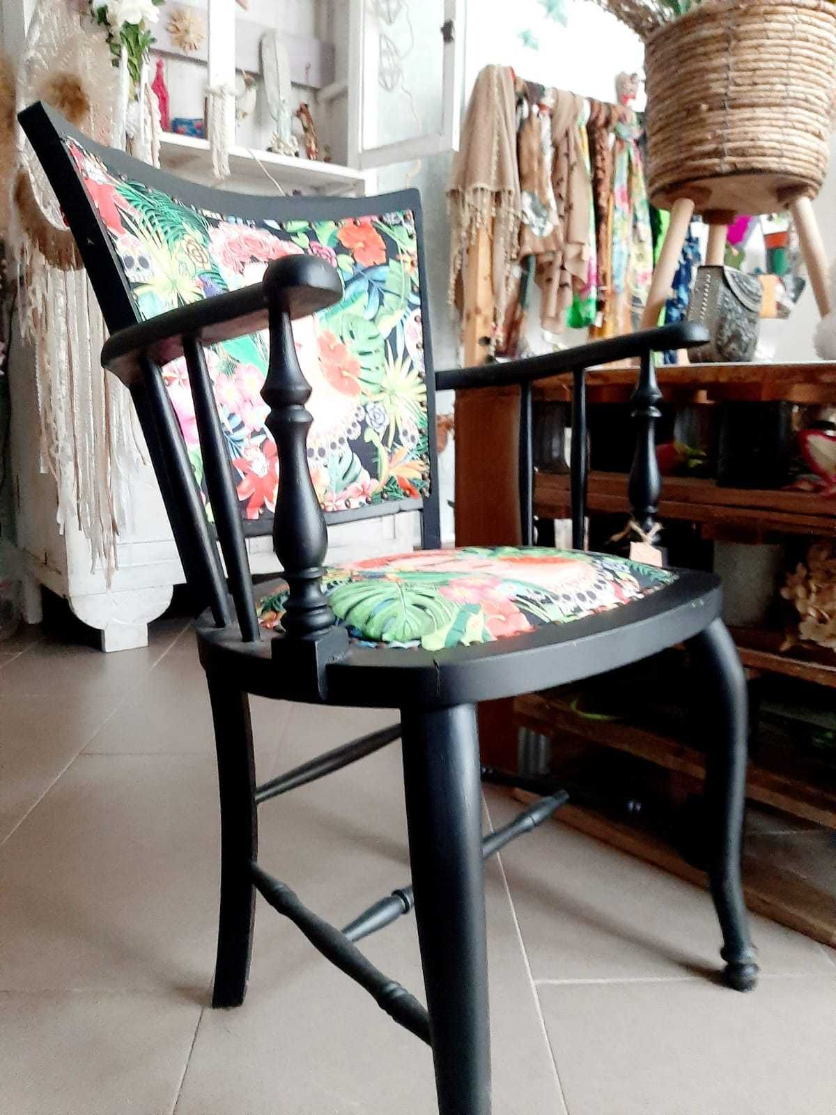 Cadeira (senhorita) - Frida