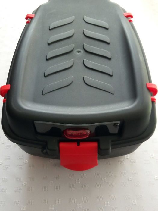 Kufer rowerowy ,sakwa z lampką i alarmem