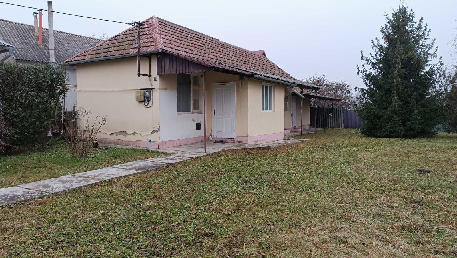 Будинок в Дерцені біля Мукачево