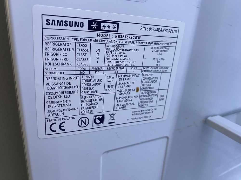 Frigorífico com congelador Samsung, excelente estado