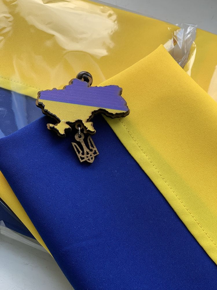 Державний прапор України 105*70см з люверсами синьо-жовтий з габардину