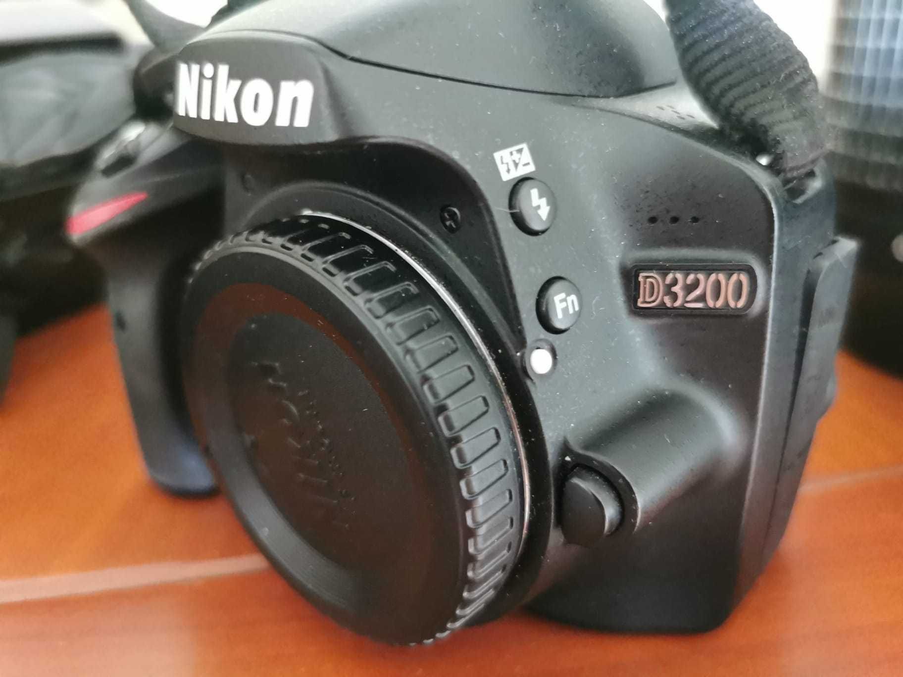 Nikon D3200 c/2 objetivas + acessórios