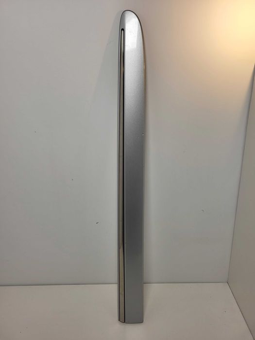 Moldura da porta traseira esquerda Mercedes-Benz W211 Classe E