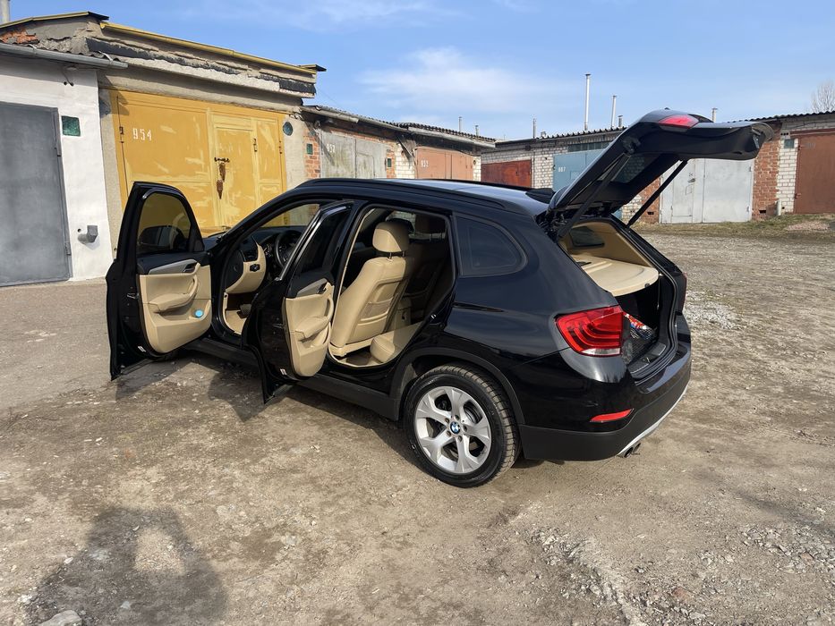 Продам авто BMW x1, 245 к.с., бензин