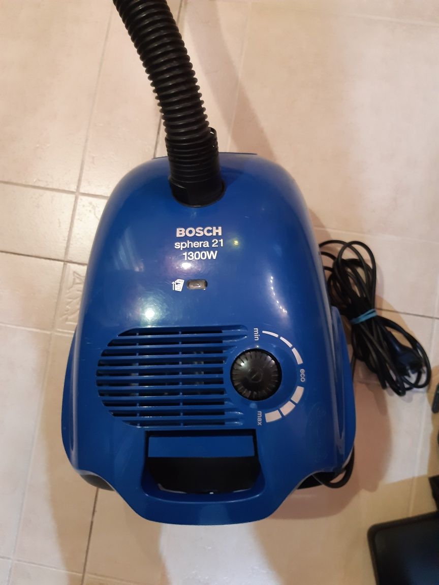 Пылесос BOSCH 1300W