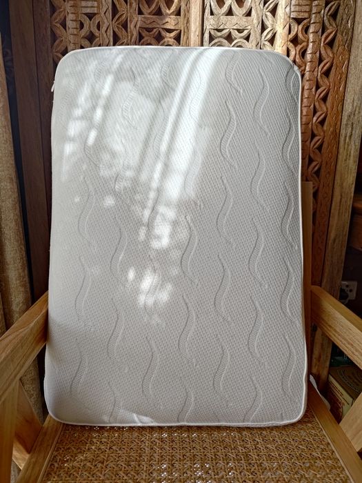Poduszka z pianką termoelastyczną 40x60x13 WELLPUR VARDO