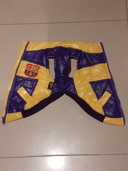 Kurtka dla małego pieska z logo Barcelony