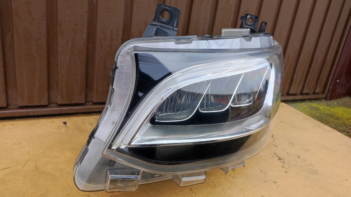 Lampa Lewa Mercedes Sprinter 907 910 Full LED Europa!
